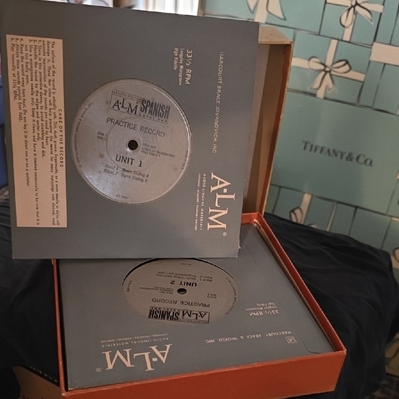 ALM Spanish Practice Record Set - Picture 2 of 2